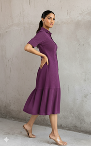 Robe chemise en lin et coton violet, longueur midi, manches courtes, col rabattu, boutonnée devant, décontractée, pour tous les jours - Product Image 4