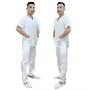 Conjuntos de Uniformes Médicos para Mujer y Hombre, Buena Protección Contra el Polvo y Absorción de Humedad, Fabricante Verificado FMF VN, ODM/OEM - Product Image 4