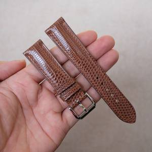 Bandas de reloj inteligente de cuero de lagarto de alta calidad hechas a mano colores personalizados 20mm 22MM 18mm Acero inoxidable precio de fábrica - Product Image 2