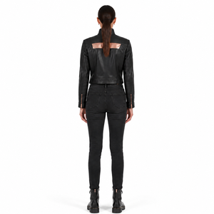 Blouson Moto Court en Cuir pour Femme, Cuir Nappa de Mouton, Ferrures Or Rose, Léger 220g, Style Streetwear Européen, Blouson de Motard Personnalisé OEM - Product Image 2