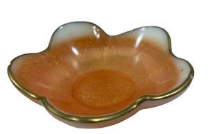 Bol décoratif artisanal en résine bleue à motif floral avec bord doré, bol de service artistique pour la décoration intérieure, pot à bijoux, pot-pourri, table - Product Image 5