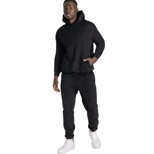 Survêtement de printemps 2 pièces personnalisé 100 % coton respirant en molleton pour homme, avec logo imprimé, idéal pour le jogging et l'entraînement, fabriqué au Pakistan - Product Image 1
