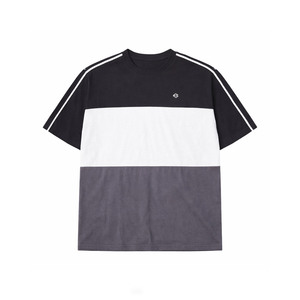 เสื้อยืดโอเวอร์ไซส์ผู้ชายสไตล์สตรีทแวร์ คอตตอนผสม คอกลม แขนเสื้อลายทางตัดกัน ทรงบ็อกซี่ สีสันตัดกันแบบคัลเลอร์บล็อก ขายส่ง - Product Image 4