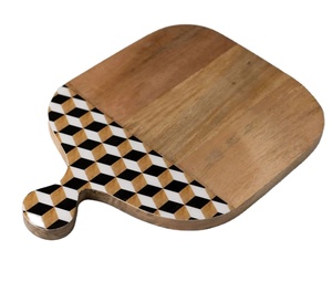 Tabla de Cortar de Madera Personalizable con Incrustaciones de Resina Hechas a Mano, con Temática del Océano, Colorido, Multiusos, para Cocina - Product Image 1