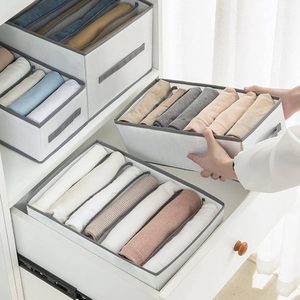 Support de tissu élégant conçu pour les artisans qui aiment organiser Made in Vietnam - Product Image 1