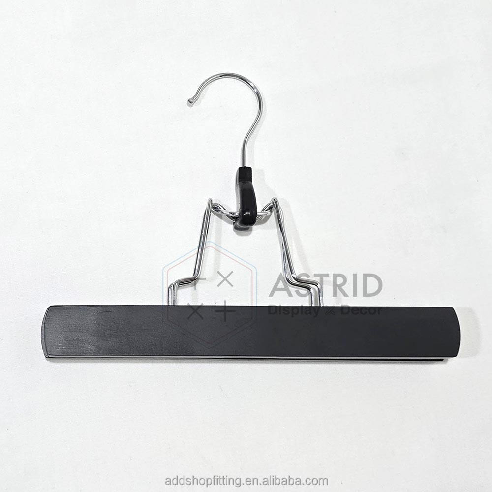 23 cm Matte Black + Chrome hook