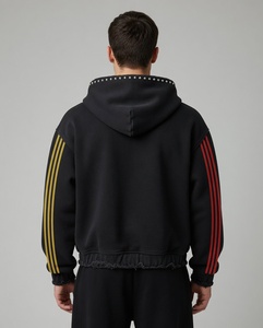 Sudadera con capucha personalizada con cremallera, estampado gráfico, ribete de pedrería, rayas en contraste en las mangas y efecto desgastado, unisex. - Product Image 6