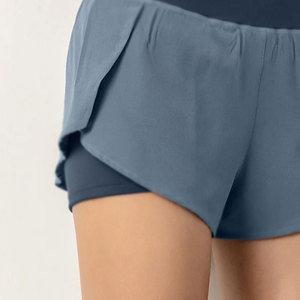 Shorts double couche pour femmes avec fermeture éclair et poches – Meilleure vente en ligne - Product Image 5