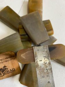 Manche de couteau 100% naturel en corne de buffle brute, pointe de corne, artisanat Buraq - Product Image 6