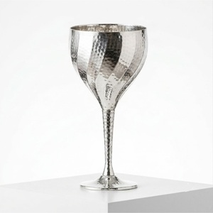 Elegante Juego de Copas de Vino de Latón Plateado, Hechas a Mano, Estilo Antiguo, con Tallo Largo, para Bodas y Decoración Real - Product Image 3