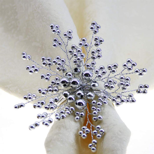 Anneaux de serviette ou supports en forme de fleur très demandés, de haute qualité, perlés et en métal, pour la décoration de table de mariage de luxe - Product Image 4