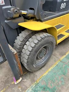Carrello Elevatore <span class=keywords><strong>Komatsu</strong></span> FD80T Usato, <span class=keywords><strong>8</strong></span> Tonnellate, Diesel, Attrezzatura per Movimentazione Materiali Pesanti - Product Image 2