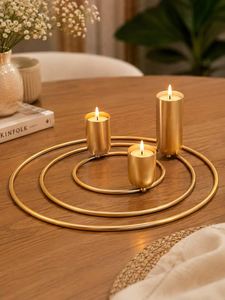 Candelabro de Hierro Artesanal con Tres Brazos y Diseño de Anillo Moderno, Decoración para el Hogar, Metal Duradero, Hecho a Mano, Impresión Personalizable - Product Image 3