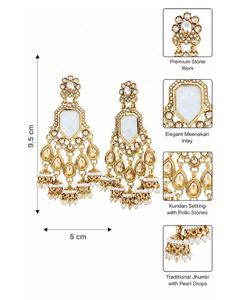Boucles d'oreilles pendantes de luxe indiennes traditionnelles pour mariages et fêtes, ornées de cristaux et de strass, plaquées or en alliage de zinc - Product Image 3