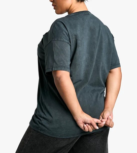 เสื้อยืดโอเวอร์ไซส์คุณภาพพรีเมียม คอกลม ผ้าวอช สำหรับผู้หญิง เสื้อยืดที่สมบูรณ์แบบและเหมาะสำหรับใส่เล่นกีฬาหรือลำลอง เนื้อผ้านุ่ม - Product Image 6