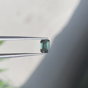Diamante suelto de alta calidad de 0.5-3 CT, cultivado en laboratorio CVD, corte esmeralda verde intenso, VS1, perforado con láser, certificado IGI, para joyería. - Product Image 1