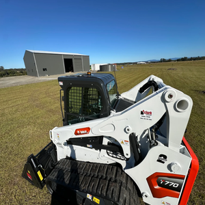 รถตักล้อยาง Bobcat T770 ระดับมืออาชีพ ออกแบบมาเพื่องานหนัก พร้อมระบบไฮดรอลิกที่แข็งแกร่งและชิ้นส่วนที่ทนทาน - Product Image 2
