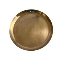 Thali en laiton Kansa de 12 pouces avec finition mate, couvercle orné d'incrustations dorées et ustensiles assortis pour la restauration traditionnelle indienne