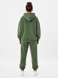 Survêtement femme personnalisé avec logo, confortable, effet délavé, style urbain, couleur unie, coupe oversize, design moderne, manches longues, épais - Product Image 4