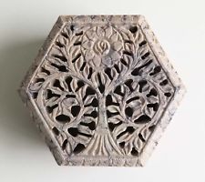 Boîte à bijoux sculptée en pierre ronde de 7x7 cm fabriquée à la main de petite taille pour l'emballage de cadeaux de la Saint-Valentin boîte de cadeaux de sculpture sur pierre élégante - Product Image 2