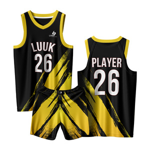 Conjunto de Uniforme de Baloncesto Sublimado en Negro y Amarillo con Cuello en V, Ropa Deportiva Transpirable para Partidos Competitivos y Entrenamiento Diario - Product Image 1