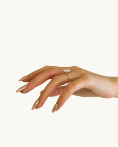 Bague solitaire en or massif 14 carats avec diamant naturel taille émeraude 2,5 carats serti à griffes, bijoux fins pour mariage, fiançailles, soirée, unisexe - Product Image 2