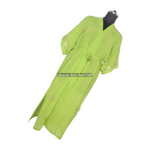 Veste bohème florale en soie vintage KL019, ODM, été-printemps, longue, faite à la main, avec cordon de serrage, ceinture, manches longues - Product Image 1