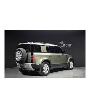 Land Rover Defender 110 D250 S modèle décembre 2021 avec 97 873 km, boîte de vitesses automatique, carburant diesel, direction à gauche, caméra arrière - Product Image 2