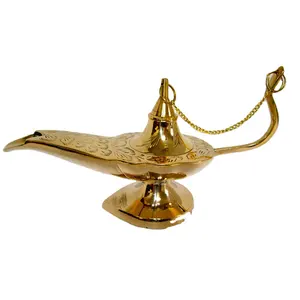 Solid Brass Engraved Aladdin Lamp With Gold Finished Vintage Design Table Decorative Aladdin Chirag Lamp Arabic Style For Sale