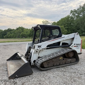 เครื่องยนต์ดีเซล Bobcat ประสิทธิภาพสูง รถตักล้อยางแบบสกิดสเตียร์ ปั๊มมอเตอร์แรงบิดสูง รับประกัน 2 ปี ราคาโรงงานถูก - Product Image 2