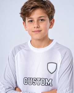 Maillot de football en tissu mesh latéral pour enfants, ensemble de football 100 % polyester avec cordon de serrage, vêtements de sport de football en gros - Product Image 4