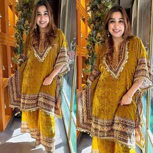 Beautiful <b>Modest</b> <b>Sets</b> for Parties Top and Bottom with Digital Print and Lace Border - Product Image 3