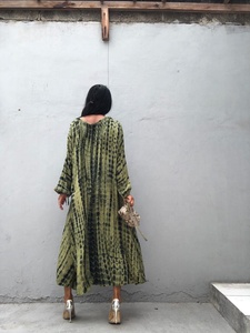 Nouveau prix d'usine trois quarts manches Maxi robes pour les femmes multi couleur cravate teinture mode élégant Resort porter robe - Product Image 4