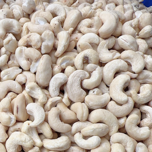 Noix de cajou bio torréfiées du Vietnam en gros W240 Prix du cajou mondial Santigo Ltd OEM, ODM - Product Image 1