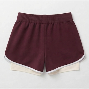 Shorts athlétiques 2 en 1 pour femmes, conçus avec une couche intérieure douce et confortable, ceinture confortable, coupe sportive tricotée. - Product Image 2