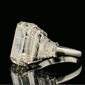 Anillo de Diamante Cultivado en Laboratorio con Certificado IGI de 10 Quilates, Corte Esmeralda, Joyería Fina de Lujo - Product Image 2