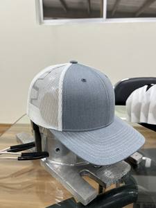 Casquettes structurées en polyester/coton, style trucker, 6 panneaux, visière légèrement incurvée, respirantes, imperméables, broderie 3D, ajustables - Product Image 2