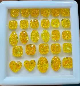 Diamant CVD Jaune Vif Fantaisie de 1,00 CARAT VVS2 Certifié IGI, Taillé Asscher, Percé au Laser, pour la Fabrication de Bijoux - Product Image 4