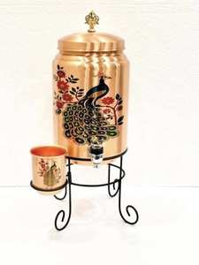 Fontaine à eau en cuivre design, alliant un aspect élégant avec un stockage d'eau pratique pour les intérieurs haut de gamme - Product Image 2