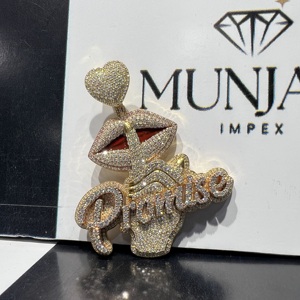 Pendentif Breloque Cœur Lèvres Personnalisé Plaqué Or avec Diamants VVS en Argent S925, Bijoux Hip Hop Certifiés IGI - Product Image 3