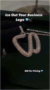 Bijoux Hip Hop Personnalisés VVS D Moissanite Cuban, Pendentifs Logo Personnalisables en Argent 925 pour Hommes et Femmes, Plaqué Or - Product Image 3