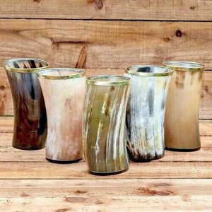 Taza Grande de Cuerno de Búfalo de Buena Calidad, Taza Vikinga de Cuerno Pulido Artesanal, Producto de Ágata de Alta Calidad para Beber en Restaurantes - Product Image 1