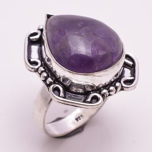 Bague de mariage au design simple en argent oxydé avec pierre précieuse en verre et quartz - Product Image 6