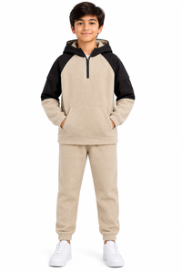 Conjunto de Chándal con Capucha de Forro Polar Sherpa Beige para Niños, Sudadera con Capucha de Felpa Cálida para Invierno y Pantalones Jogger, Conjunto de Dos Piezas de Forro Polar Suave Tipo Teddy, Cómodo - Product Image 1