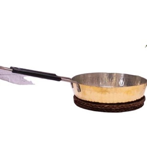 Poêle de Chef en Cuivre Premium avec Poignée en Laiton, Poêle à Frire Martelée à la Main pour la Cuisine Quotidienne et le Service à Domicile ou à l'Hôtel - Product Image 5