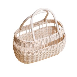 Panier de pique-nique ovale allongé en rotin traditionnel bicolore marron foncé avec poignée arquée, coffre de rangement cadeau - Product Image 1