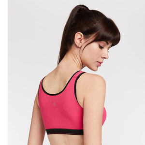 Service OEM Soutien-gorge de sport pour femmes en blanc, coupe ajustée, pour le sport de rue, les activités de plein air et la gym, avec taille et design personnalisés - Product Image 6