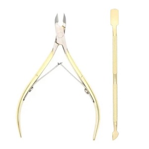 Coupe-cuticules professionnel en acier inoxydable |   Coupe-ongles pour manucure et pédicure de salon |   Coupe-ongles à mâchoires affûtées - Product Image 4
