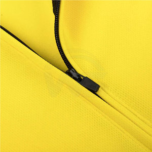 Tenue de football de qualité supérieure, séchage rapide, idéale pour l'entraînement et les matchs, logo personnalisé. - Product Image 3