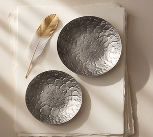 Plateau en métal texturé à surface granulée, design de surface texturée, pour cuisine et salle à manger, fournisseur pour commandes en gros - Product Image 5